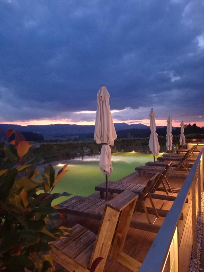 Glamping Maleric With Natural Pool Dragatuš Extérieur photo
